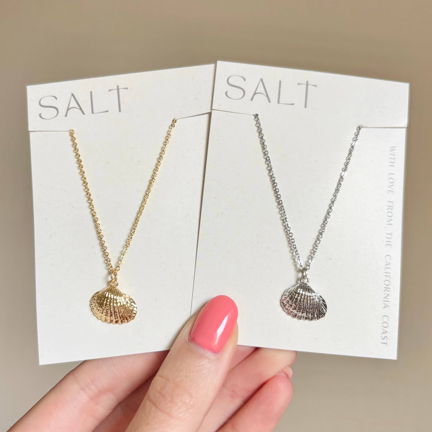 Scallop Seashell Necklace-Gold