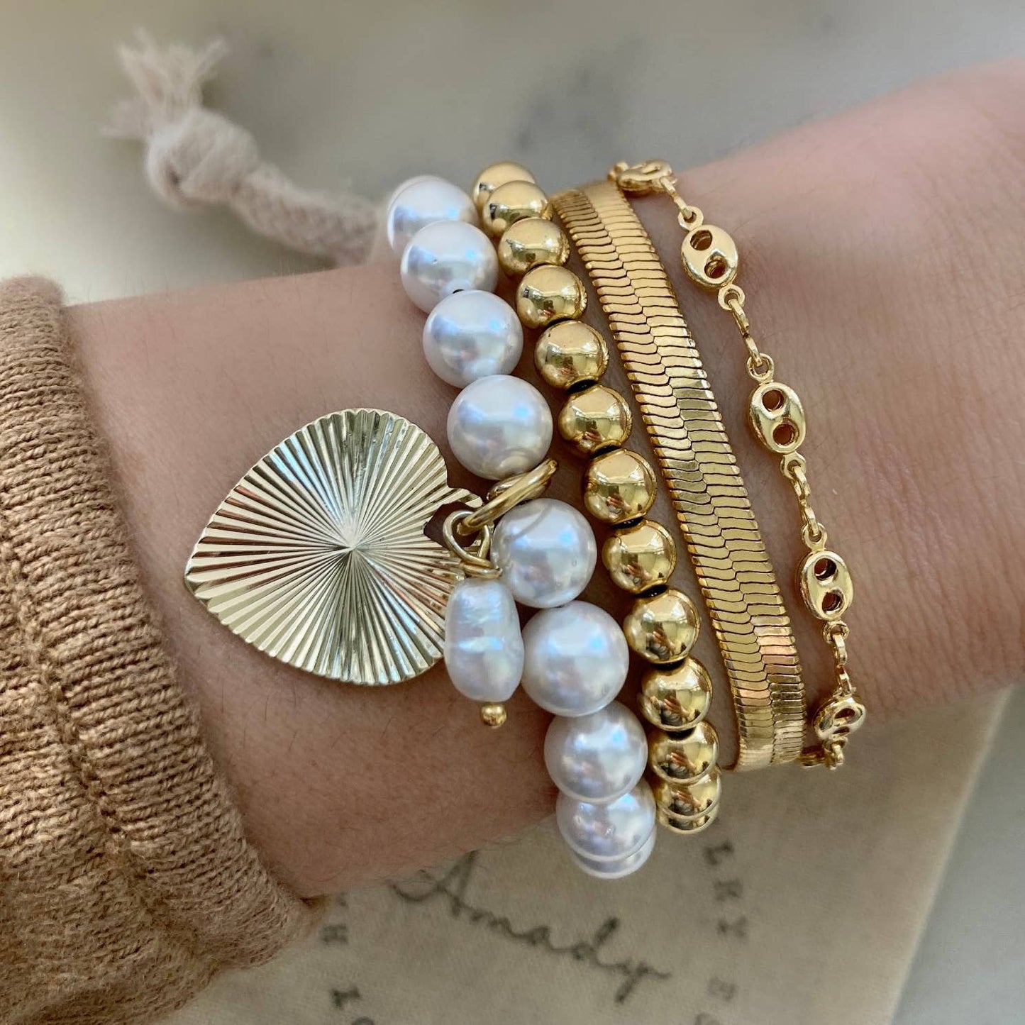 Freshwater pearl gold bracelet mother of pearls bracelet