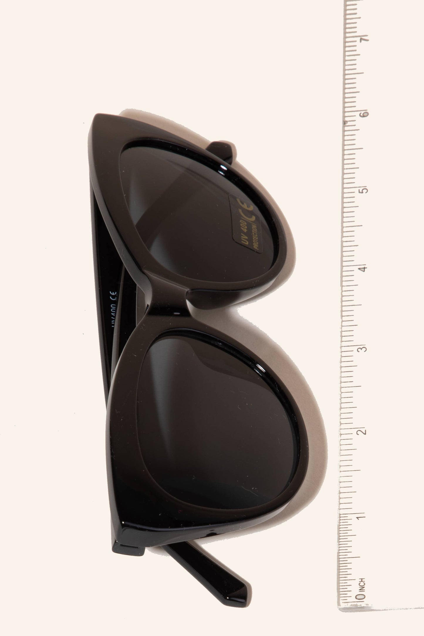 Classic Cat Eye Frame Sunglasses: Assorted