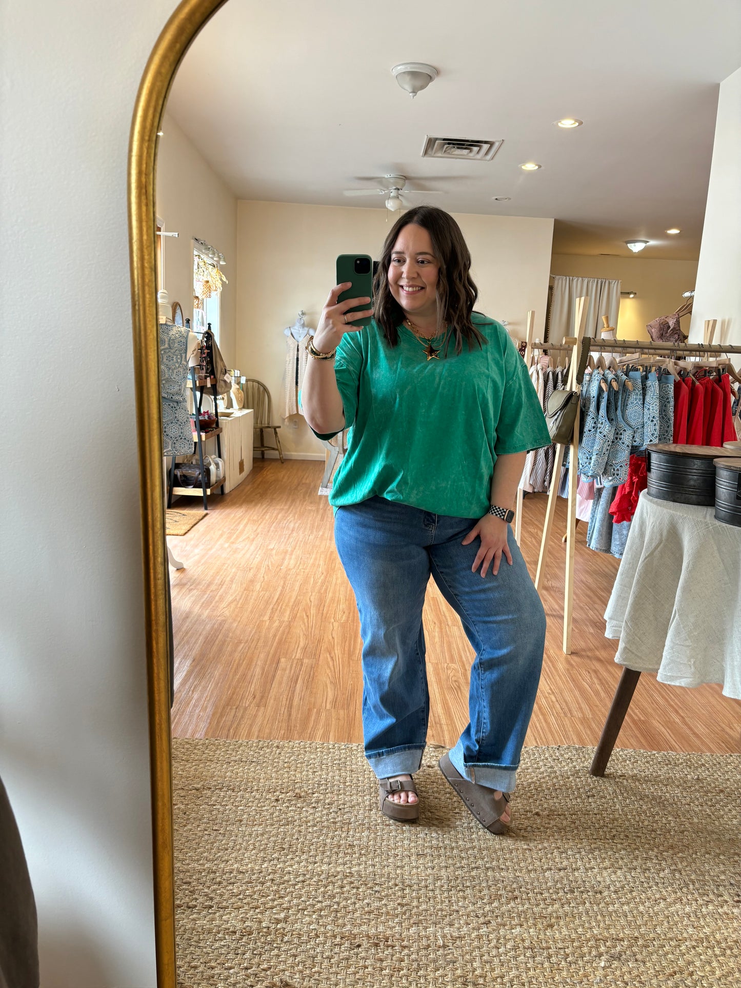 Lived In T-shirt (Regular & Plus Size)