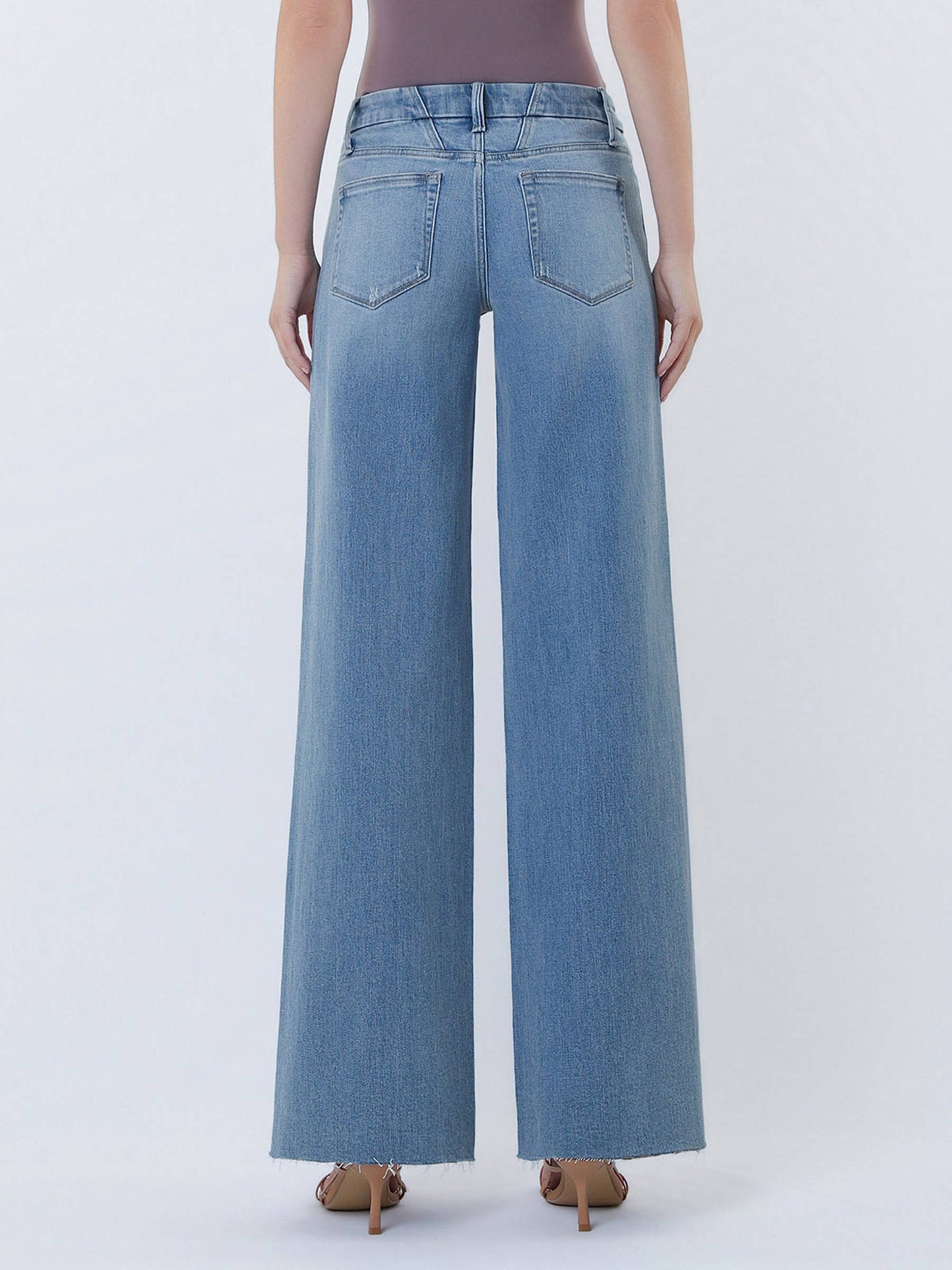 Vervet Wide Leg Jeans