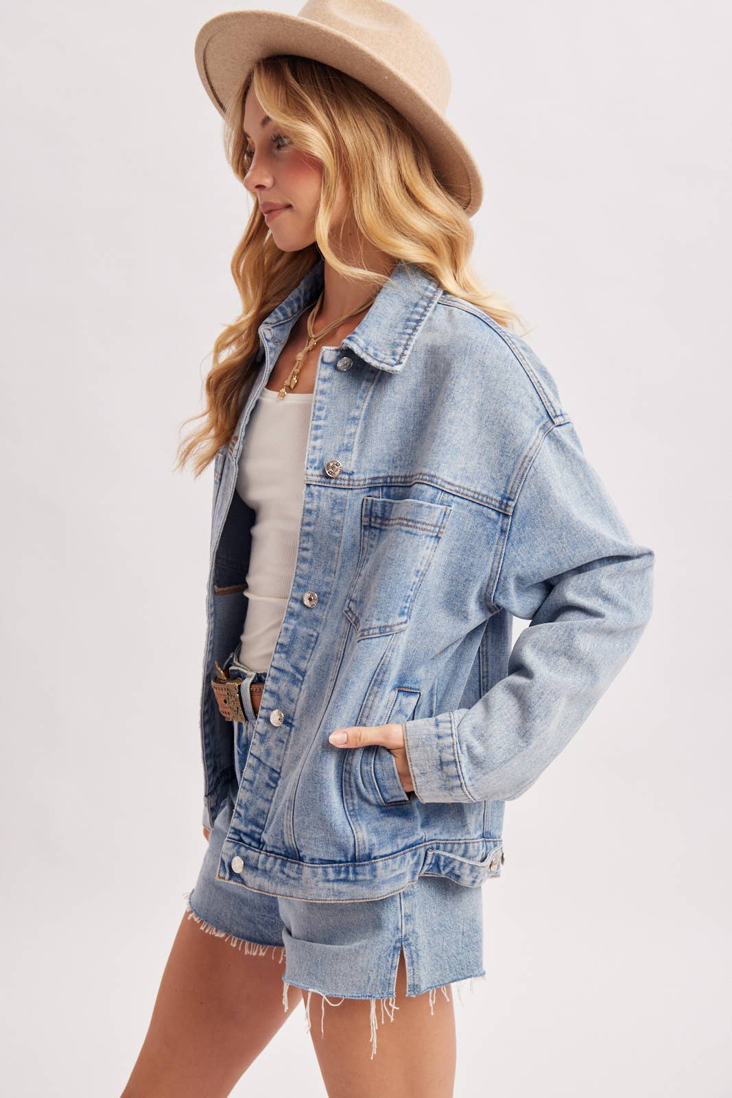 DENIM BUTTON DOWN OVERSIZED JACKET: LT.WASH / S