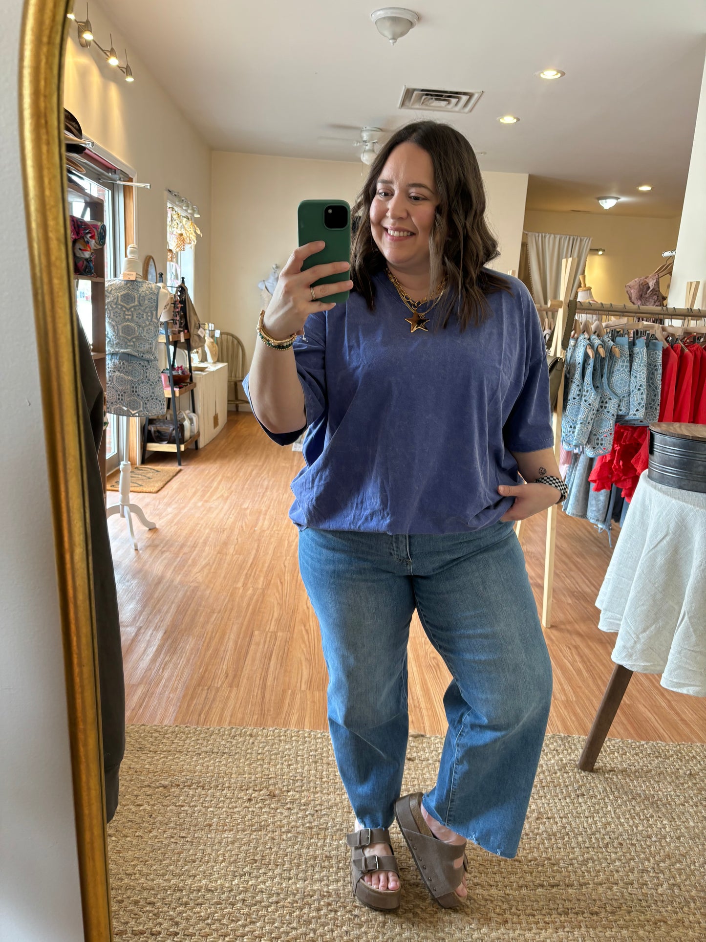 Lived In T-shirt (Regular & Plus Size)