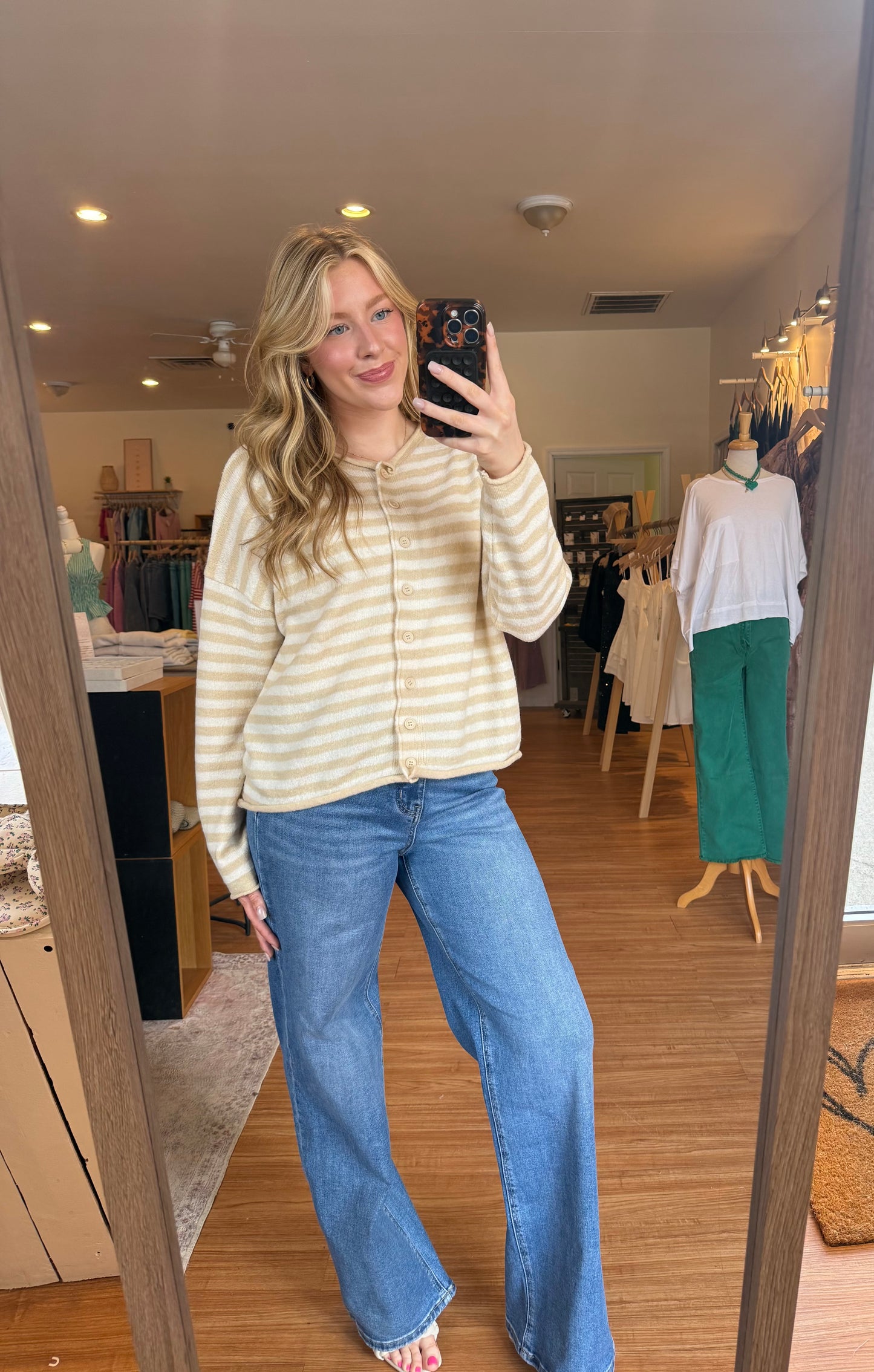 Dreaming Cardigan