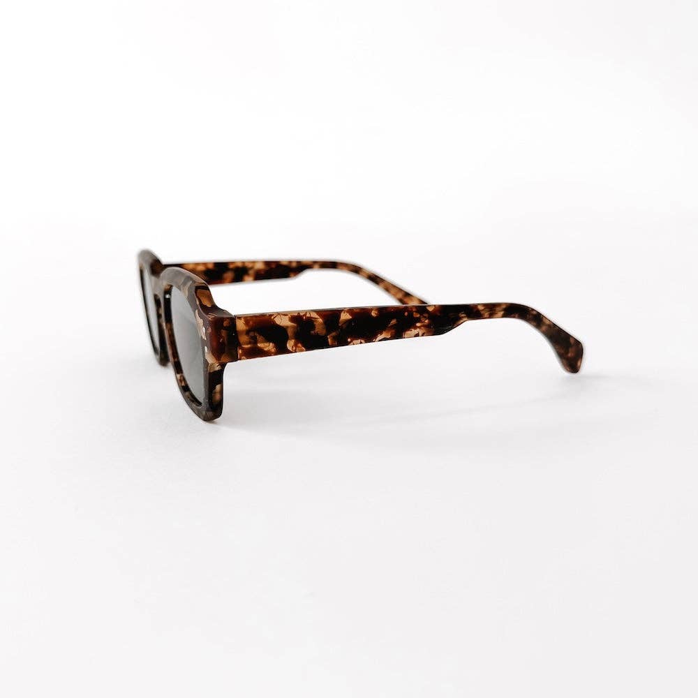 Blocky Square Retro Sunglasses: Tortoise