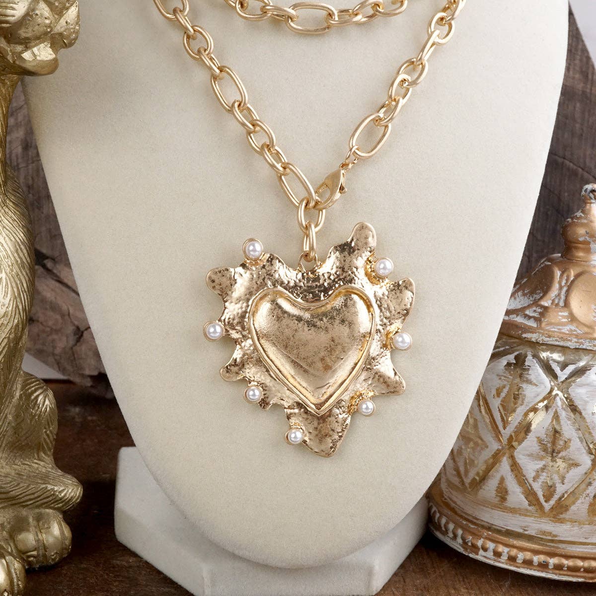 Heartbound Muse – Long Heart Necklace in Gold & Pearls: Spiky