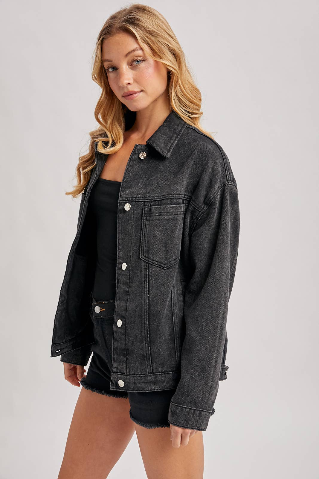 DENIM BUTTON DOWN OVERSIZED JACKET: LT.WASH / S