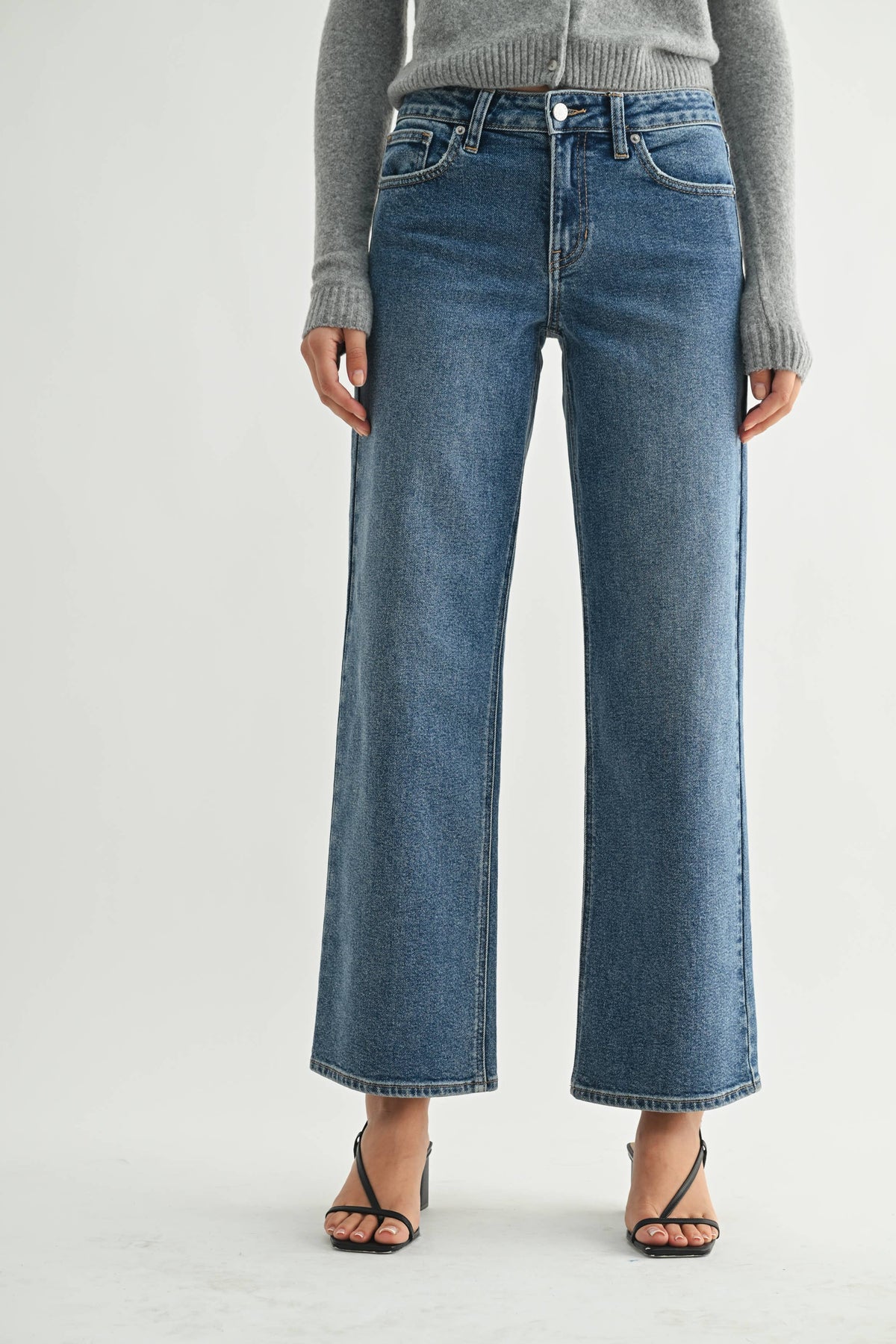 Mid Rise Full Length Wide Leg Jeans