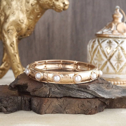 Timeless Charm – Slim Cabochon Eternity Bangle: Pearl