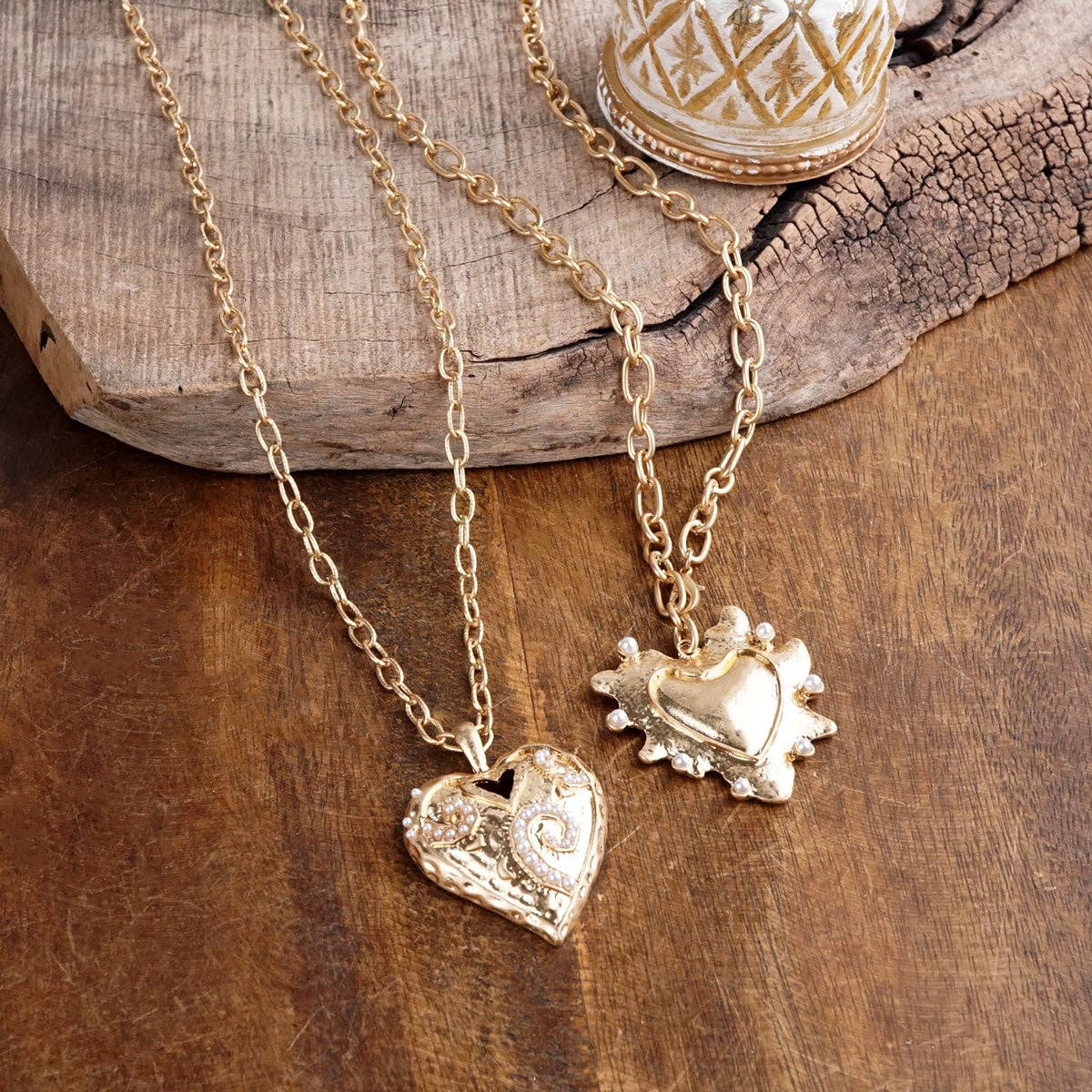 Heartbound Muse – Long Heart Necklace in Gold & Pearls: Spiky