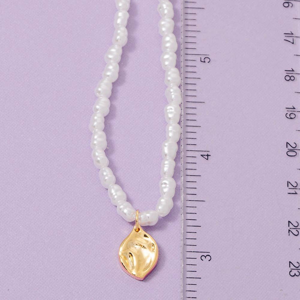 Pearl Beaded Disc Pendant Necklace: G