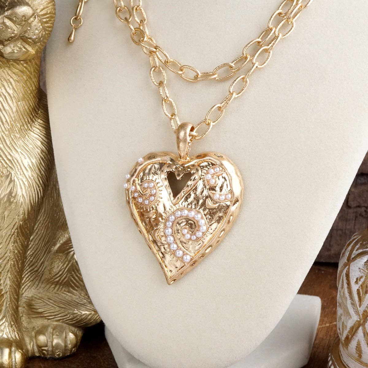 Heartbound Muse – Long Heart Necklace in Gold & Pearls: Spiky