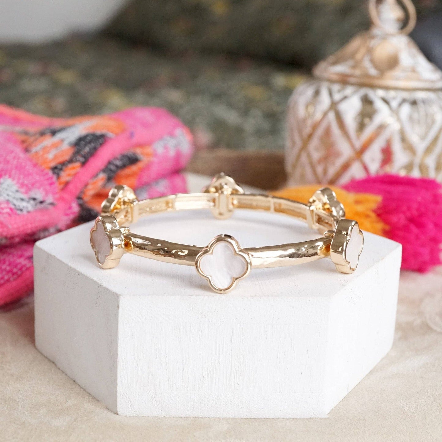 Clover Stretchy Bangle Bracelet – White, Pink, Mint, Tortoise: Soft Pink