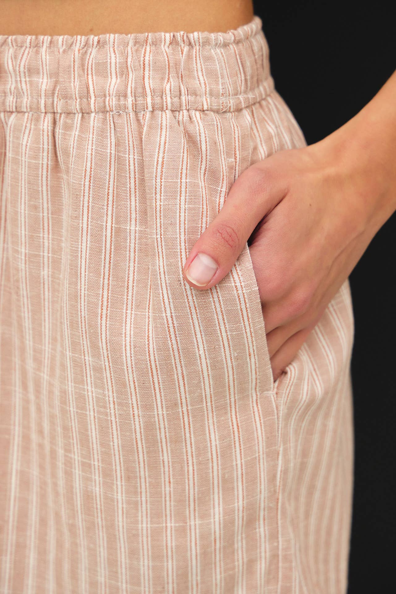 Linen Blend Shorts- Hazelnut