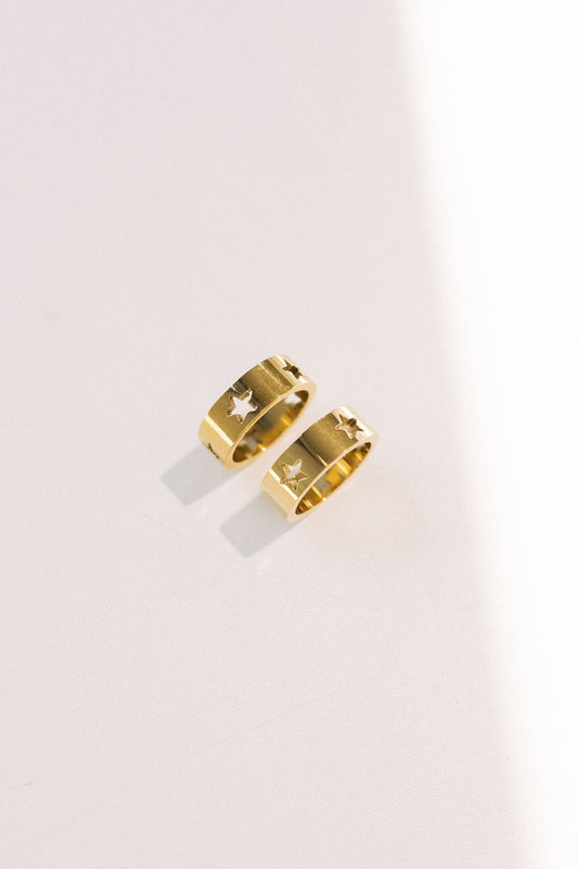 Cutout Star Ring: 7