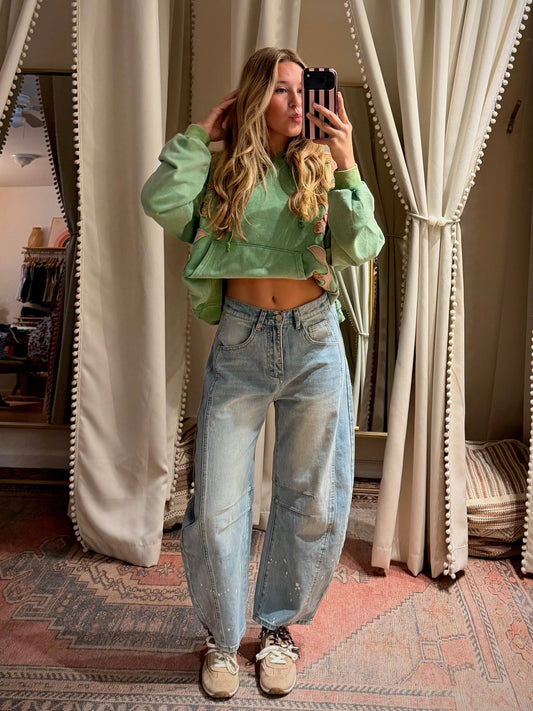 Sunfaded Barrel Jeans