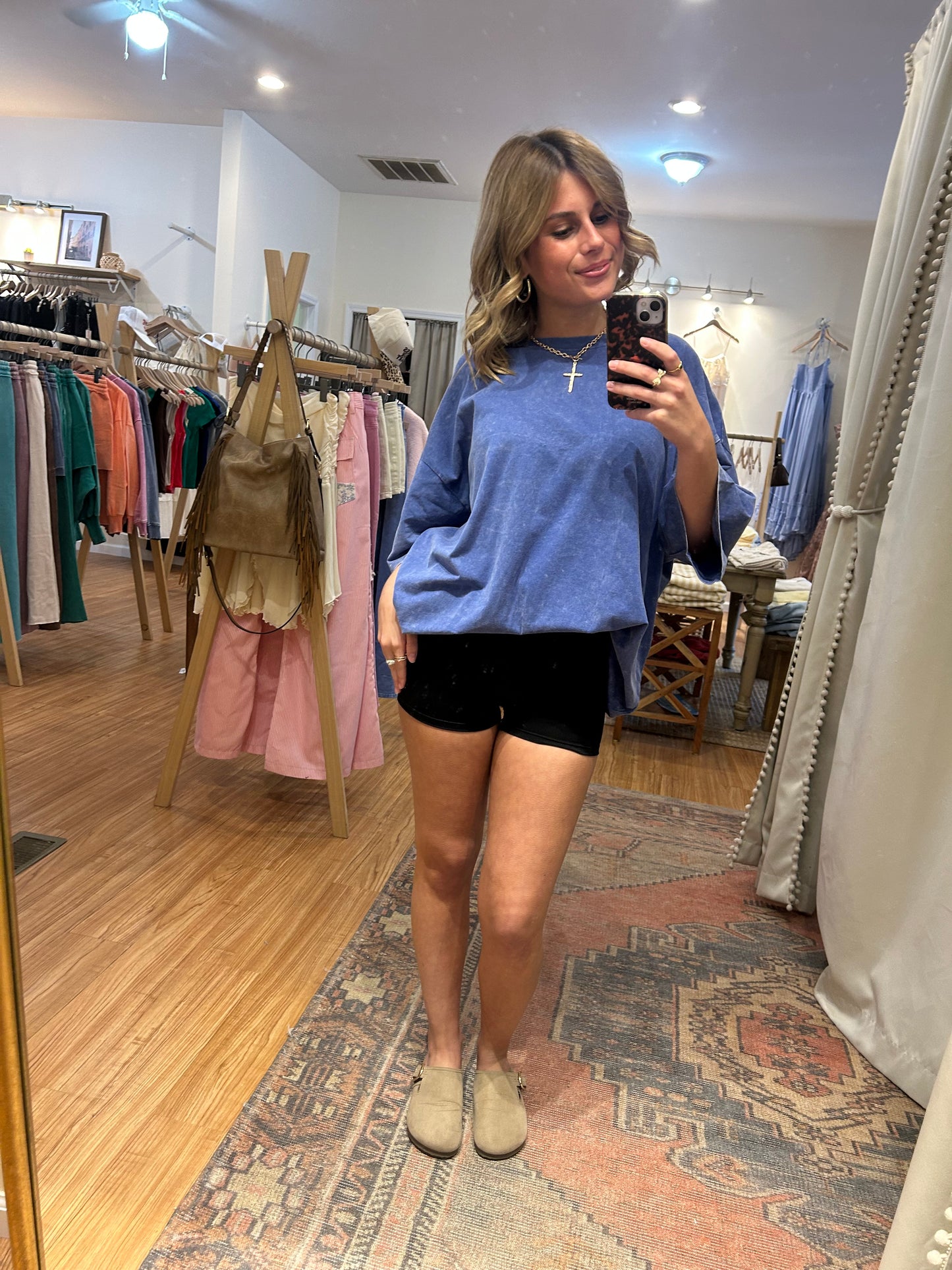 Lived In T-shirt (Regular & Plus Size)