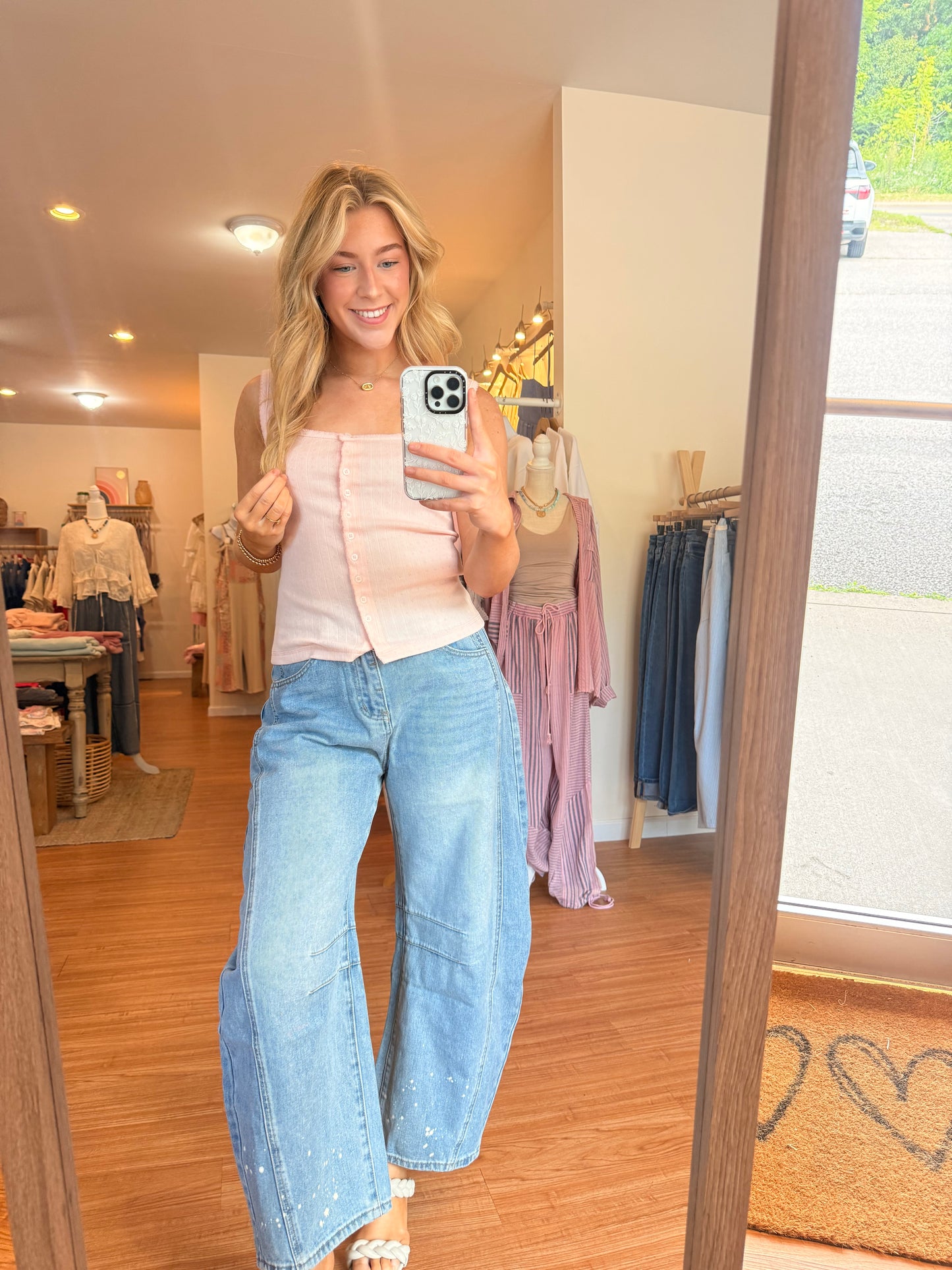 Sunfaded Barrel Jeans