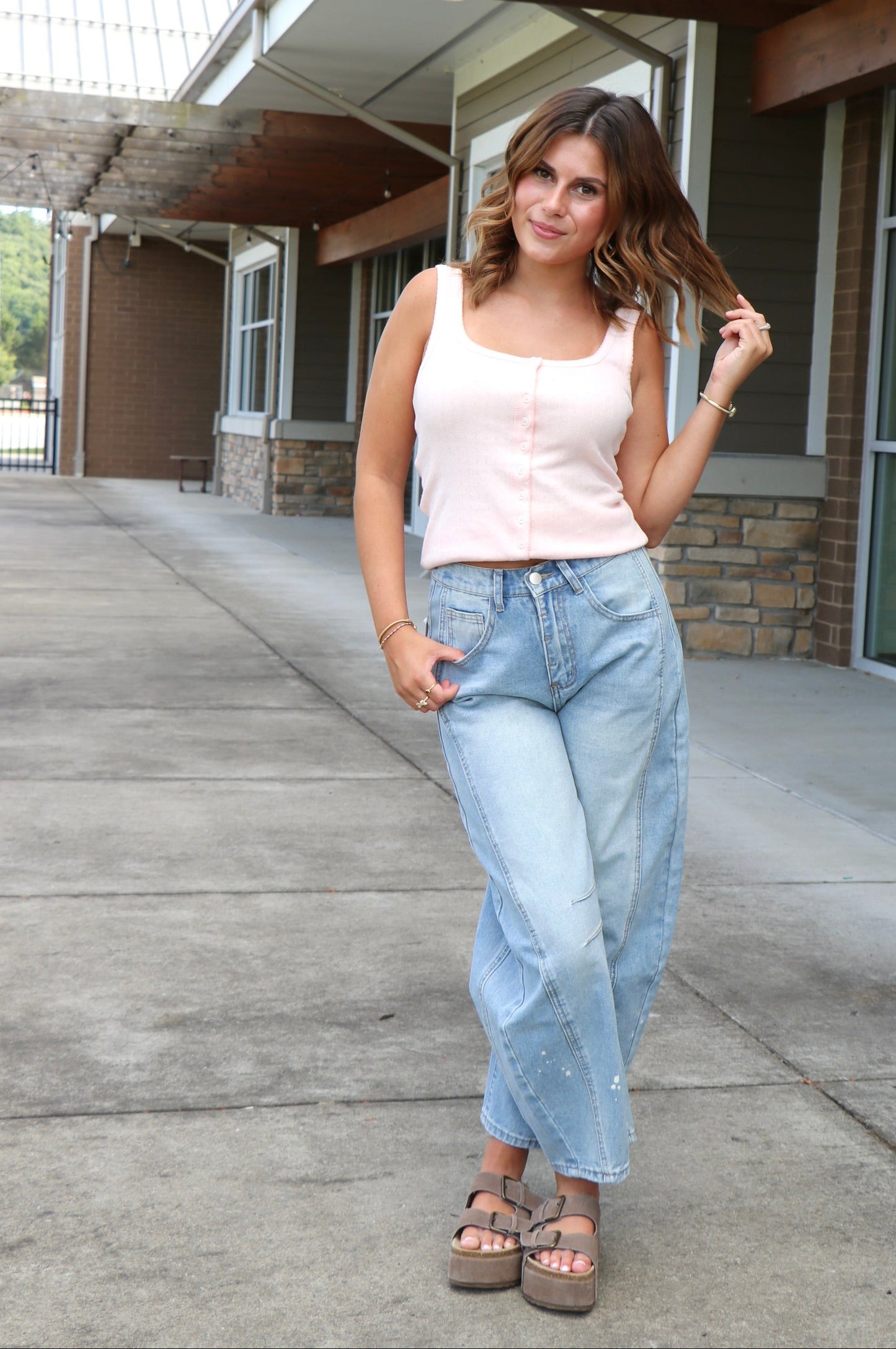 Sunfaded Barrel Jeans