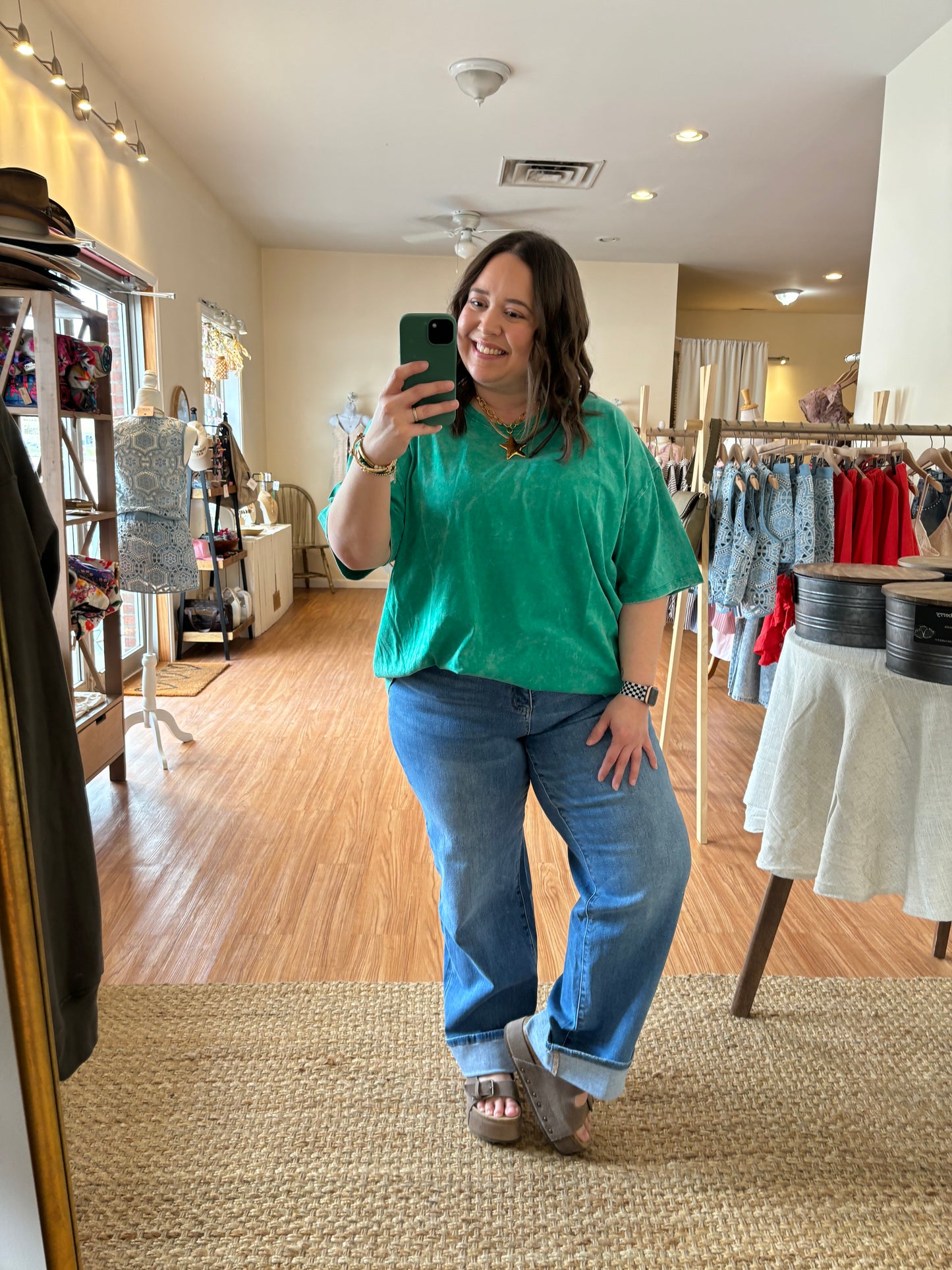 Lived In T-shirt (Regular & Plus Size)