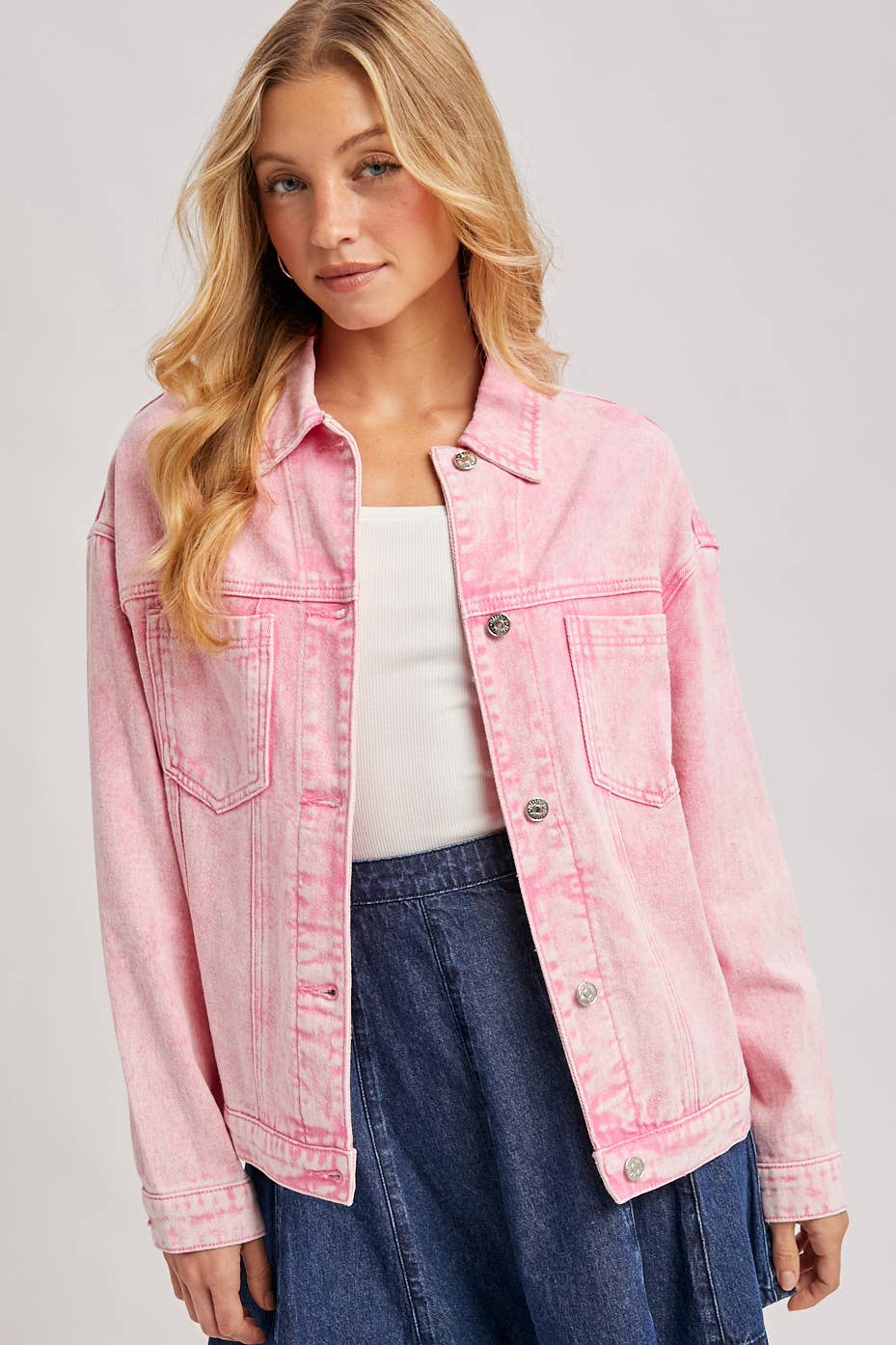DENIM BUTTON DOWN OVERSIZED JACKET: LT.WASH / M