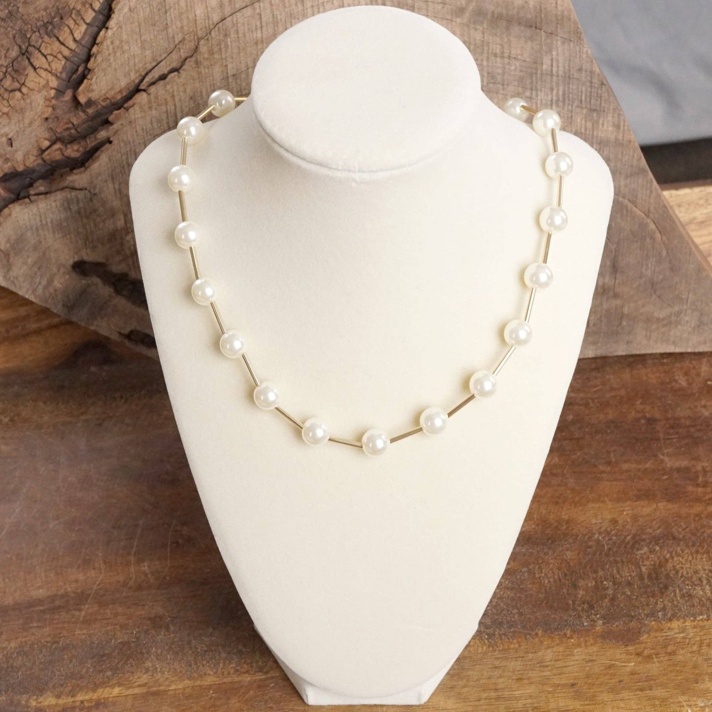 Luminous Orbit – Floating Pearl Station Necklace: Gold