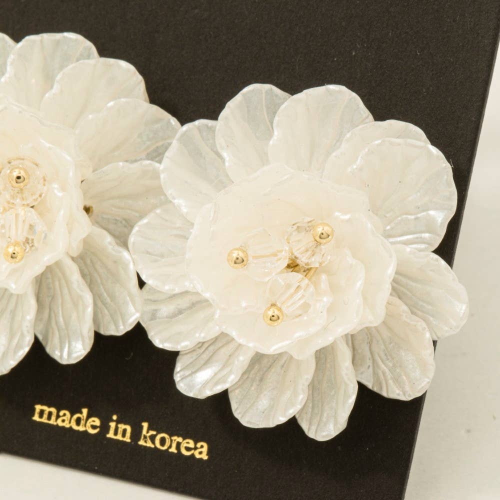 Intricate Multi Petal Flower Stud Earrings: G
