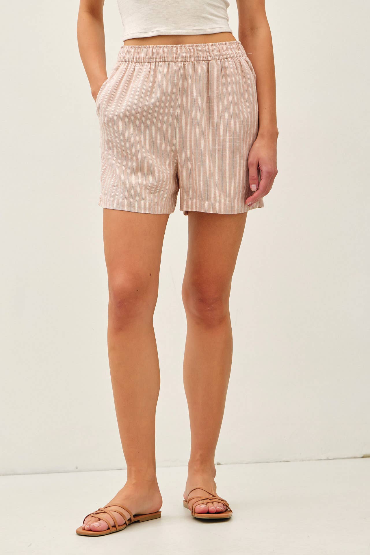 Linen Blend Shorts- Hazelnut
