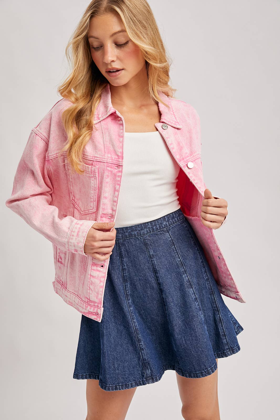 DENIM BUTTON DOWN OVERSIZED JACKET: LT.WASH / M