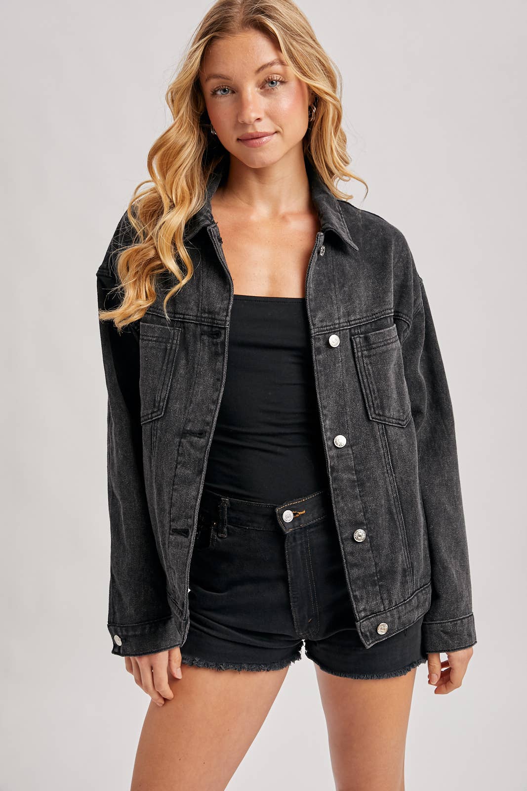 DENIM BUTTON DOWN OVERSIZED JACKET: LT.WASH / M