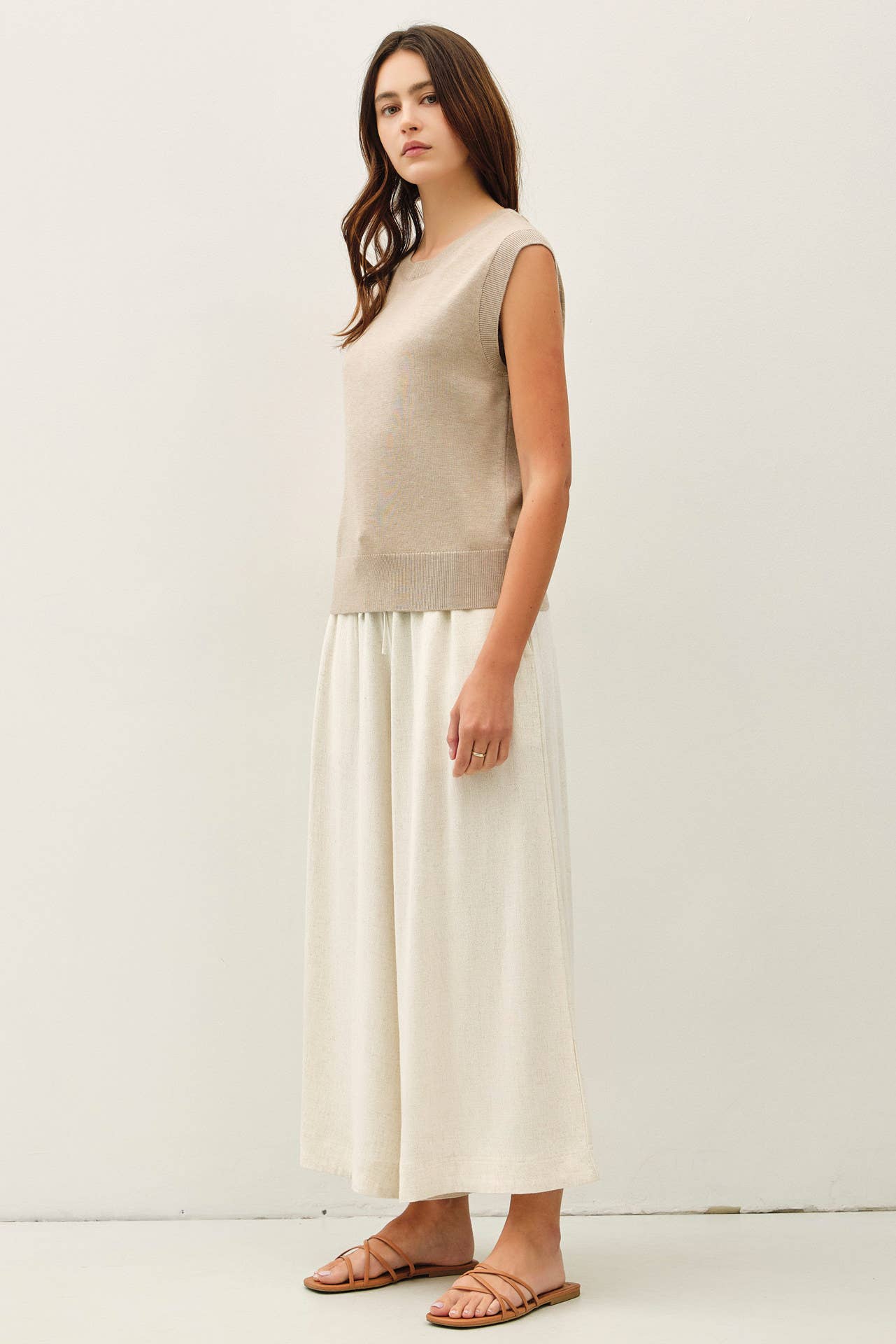 Linen Blend Cropped Pants