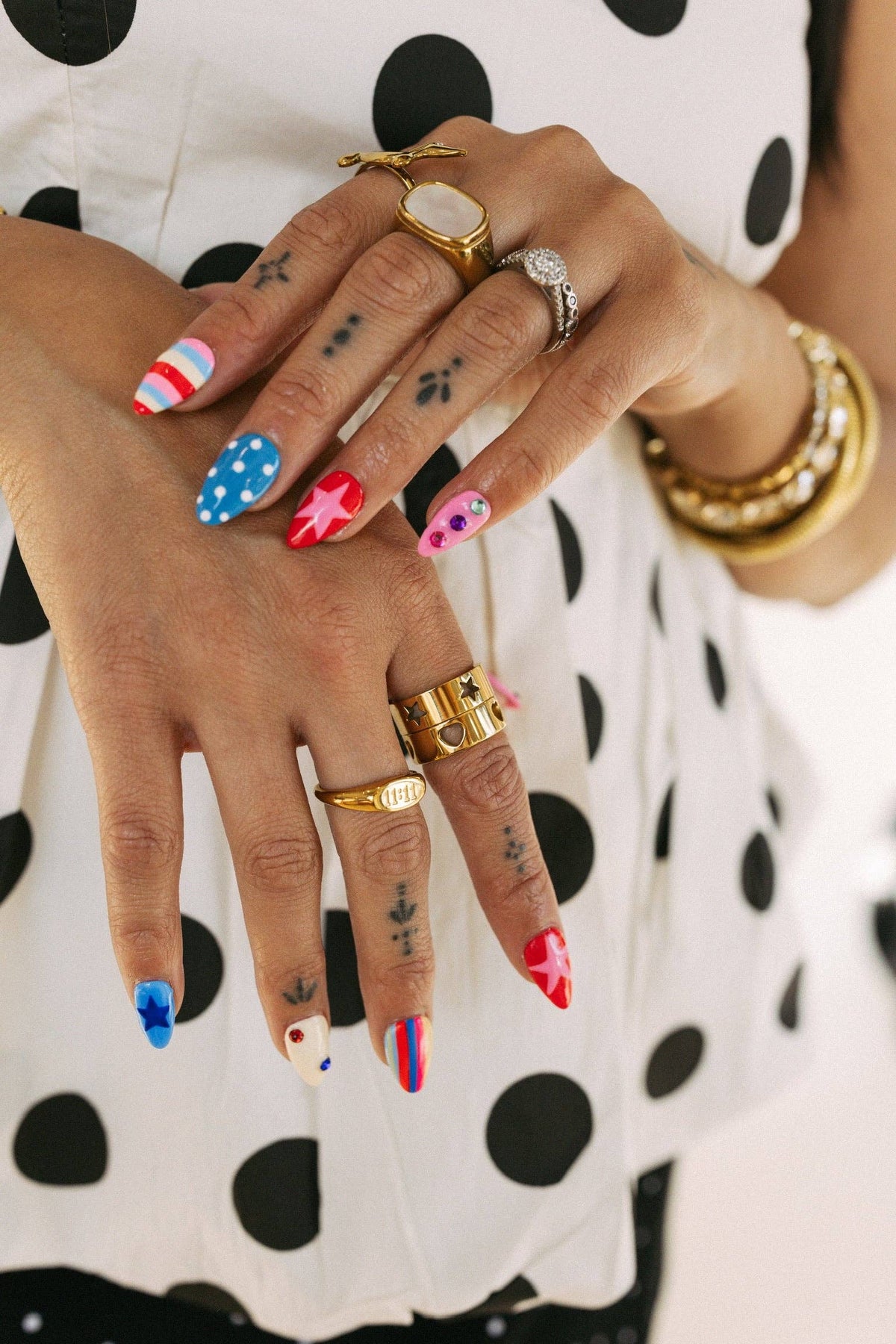 Cutout Star Ring: 9