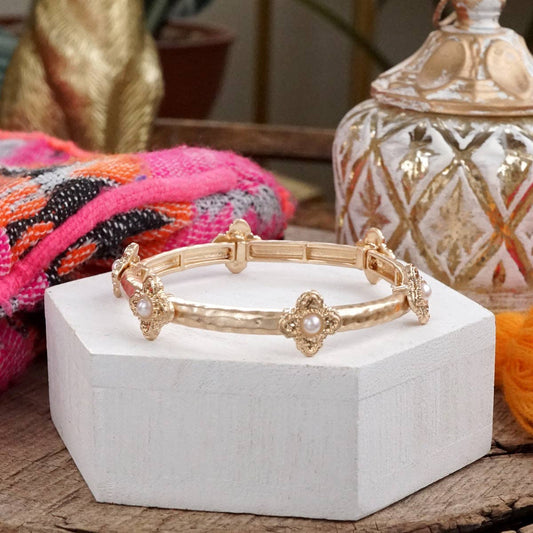 Sun-Kissed Shine – Medallion Stretchy Bangle: Pearl