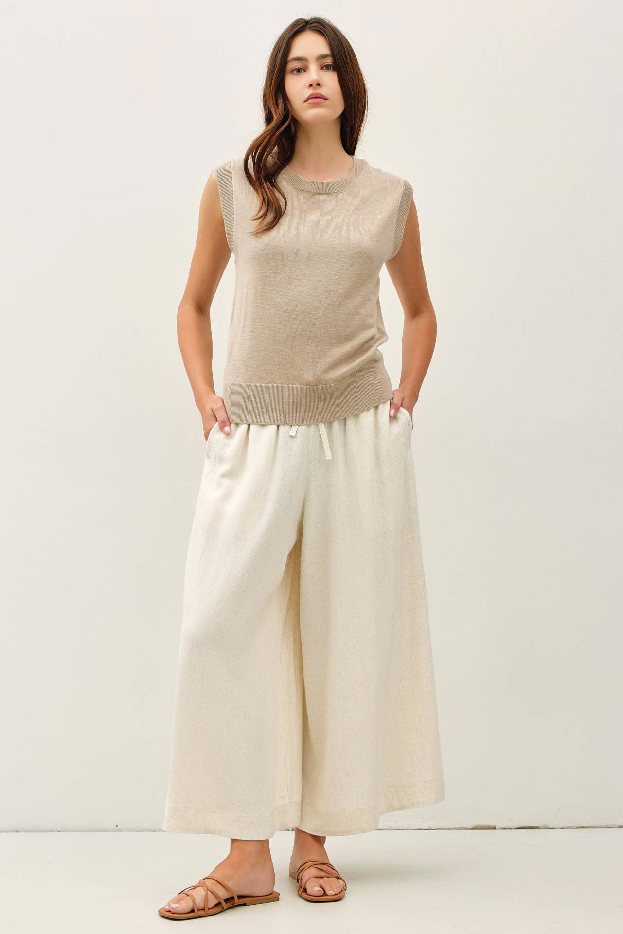 Linen Blend Cropped Pants