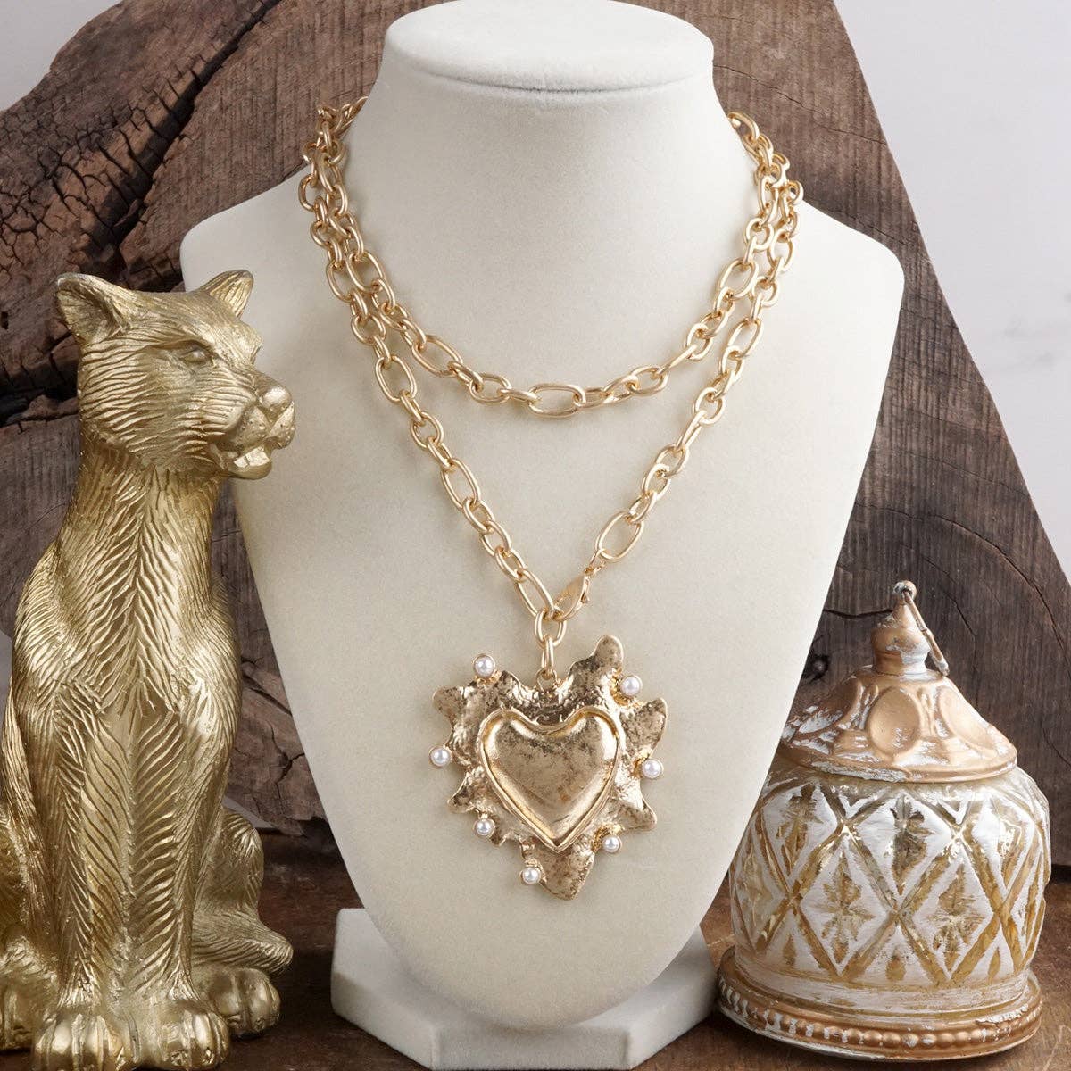 Heartbound Muse – Long Heart Necklace in Gold & Pearls: Spiky