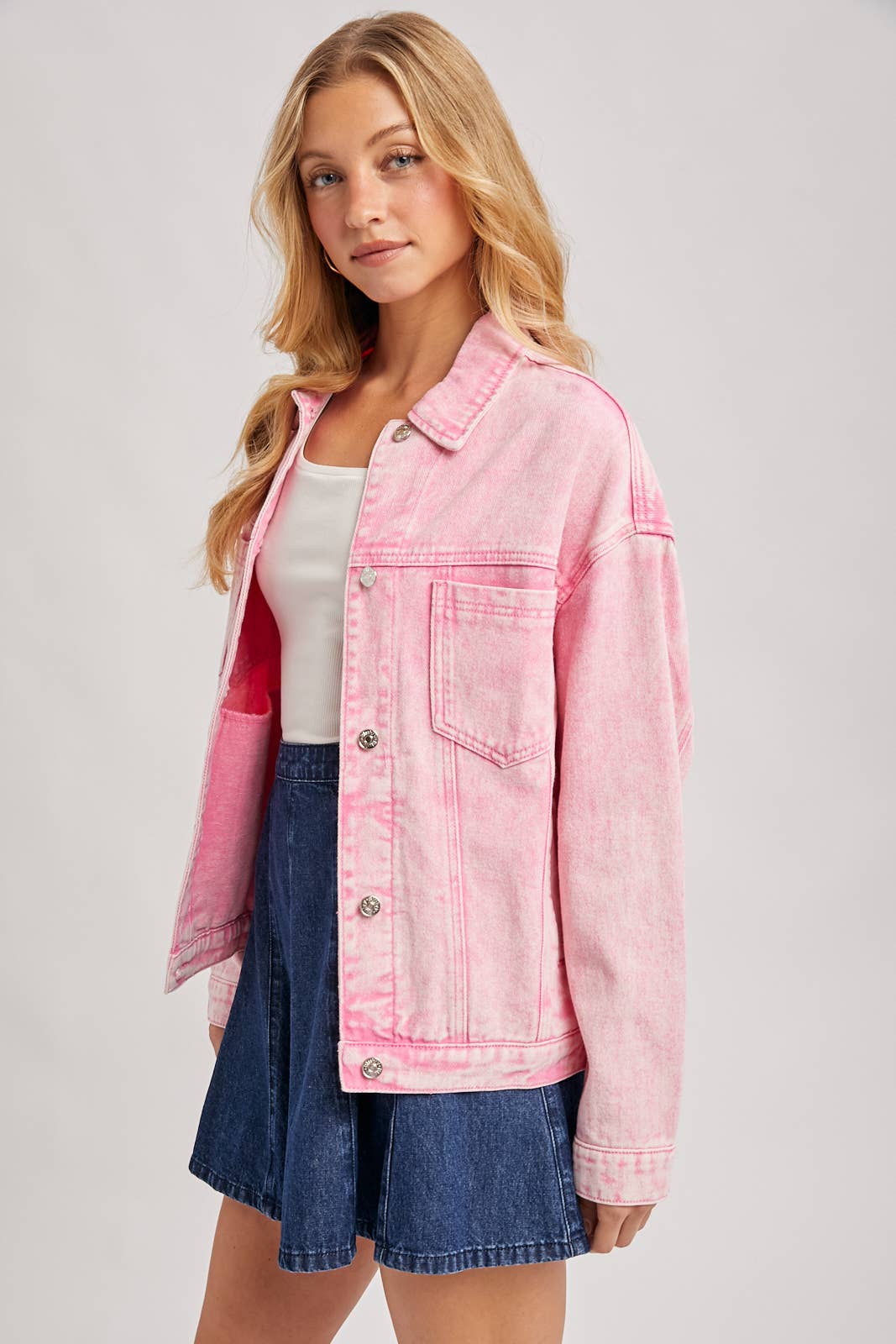 DENIM BUTTON DOWN OVERSIZED JACKET: LT.WASH / L